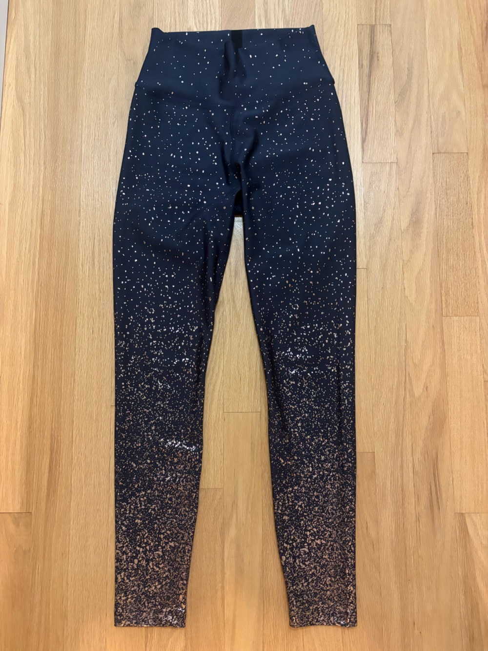 Peloton Sz M Dark Grey Leggings with Metallic Rose-Gold Speckle